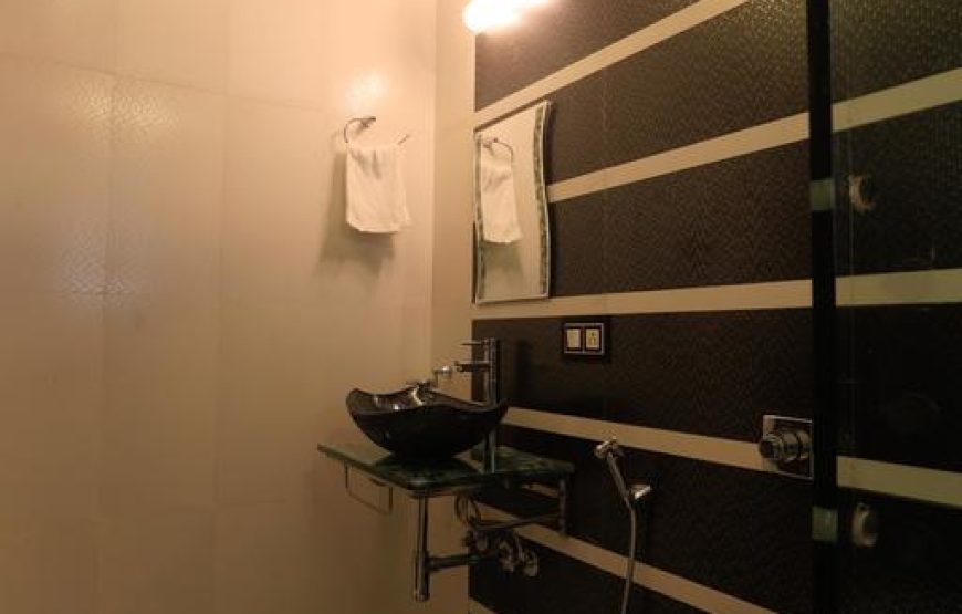 JAINAM L30 4BHK
