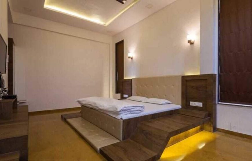 JAINAM L13 4BHK